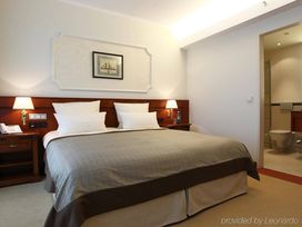 2 Tage im ATLANTIC Hotel Wilhelmshaven mit Frühstück