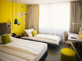 2 Tage mit Frühstück im Vienna House Easy Günzburg