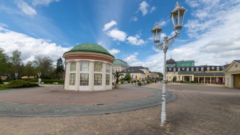 Franzensquelle in Franzensbad von außen