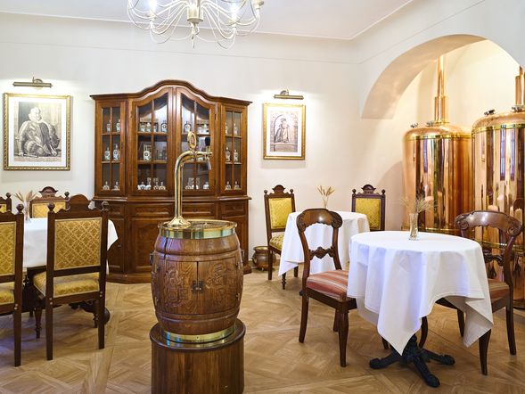 Spa Beerland Chateaux  - At The Golden Pear