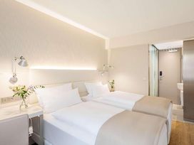 2 Tage im Hotel NH Hamburg Mitte 