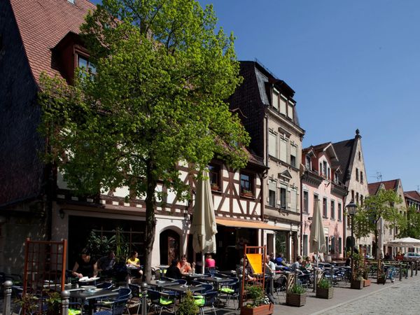 9 Tage Urlaub mit Frühstück im Holiday Inn Express Furth in Fürth, Bayern inkl. Frühstück
