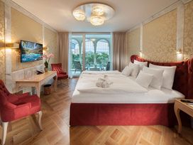 Erding Ahoi: 2 Tage die größte Therme der Welt pur!