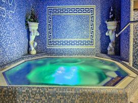 2 Tage Kurzurlaub mit Frühstück im Wellness Hotel Babylon