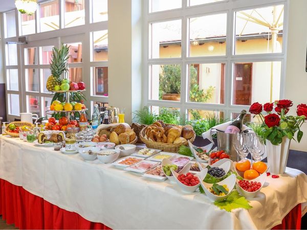 Weinschmecker im Taubertal - 5 Tage inkl 4-Gänge-Menü in Weikersheim, Baden-Württemberg inkl. Halbpension