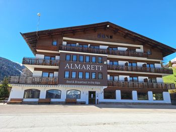 Südtiroler Bergidylle im Hotel Almarett erleben
