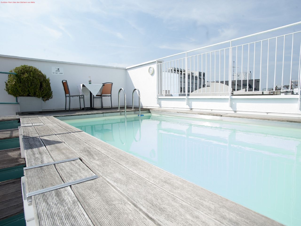 3 Tage Städtetrip Wels: Rooftop-Pool, Sauna & Genuss