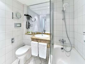 Entspannung 6 Tage mit Frühstück im NH Erlangen