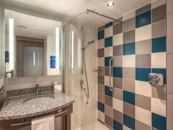 Citytrip nach Düsseldorf - 4 Tage Frühstück