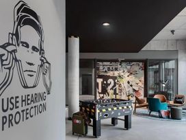 2 Tage Kurzurlaub im Moxy Hamburg Altona