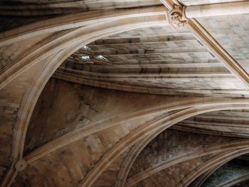 3 Tage im ehemaligen Kruisheren-Kloster übernachten