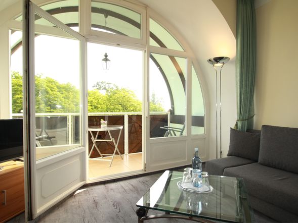 Appartement mit Balkon