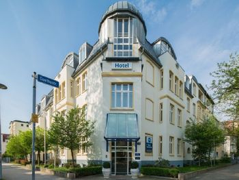 3 Tage Badespaß in Magdeburg - Wasser- & Saunawelt