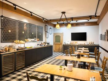 2 Tage Kurzurlaub mit Frühstück im Arthotel ANA Goggl