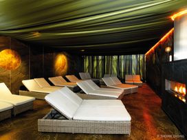 Erding Ahoi: 2 Tage die größte Therme der Welt pur!