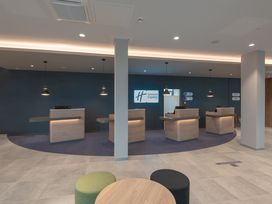 2 Tage mit Frühstück im Holiday Inn Express Munich