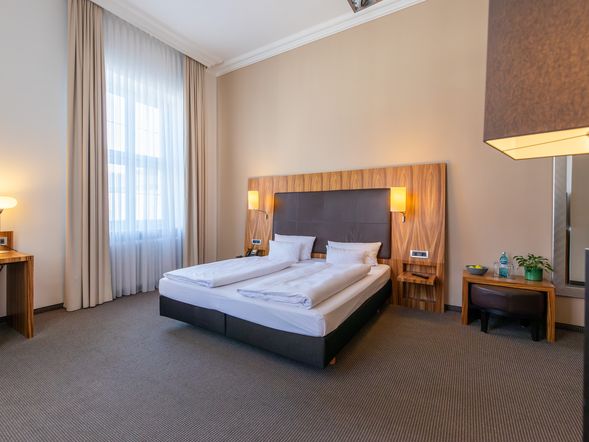 Superior-Doppelzimmer mit Domblick