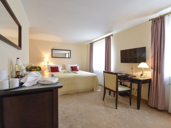 Atrium Hotel Amadeus 