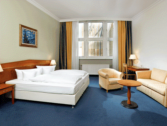 Dreibettzimmer