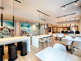 2 Tage im B&B Hotel Rostock City-West mit Frühstück