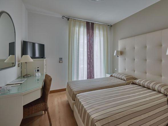 Doppelzimmer Standard (2 Erw. + max. 1 Kind)