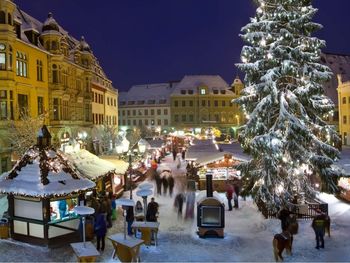 Weihnachtsmarktbummel mit Tea Time im 4 Sterne Hotel