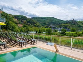 SILVESTER AN DER MOSEL