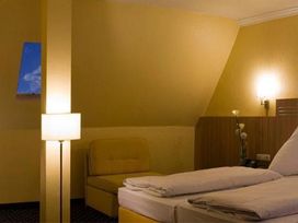 2 Tage mit Frühstück im Cult Hotel Frankfurt City