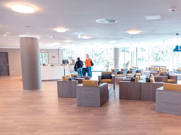 2 Tage im Münchner Stadtteil Bogenhausen in München, Bayern inkl. Frühstück