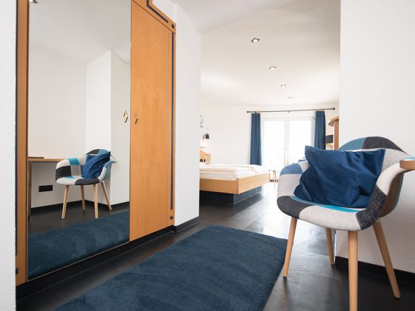 Großes Komfortabeles Doppelzimmer mit Balkon oder Terrase