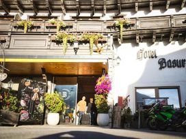 Alpenflair & Auszeit – Wohlfühlen im Berghotel Basur