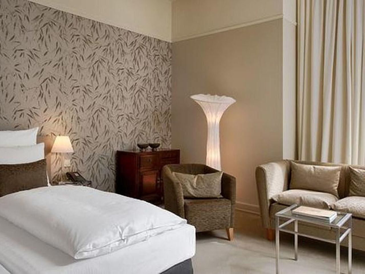3 Tage mit Frühstück im Privathotel Lindtner Hamburg