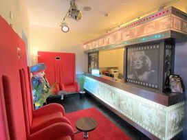 Im CineHotel Maroni ist der Name Programm! 2 Tage mit Frühstück