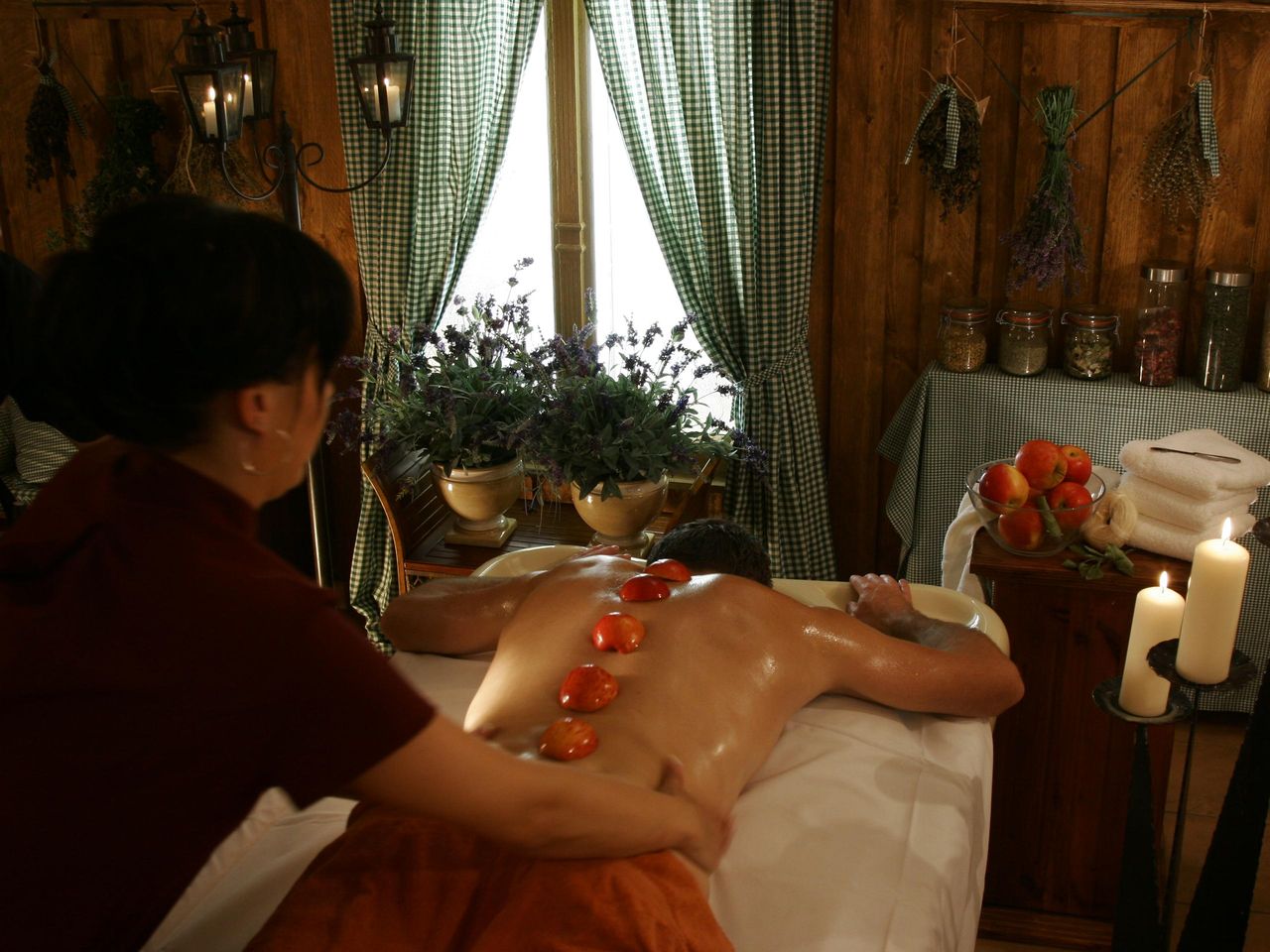 Schnupper Wellness 4 Tage inkl. Massage & 4-Gang Menü