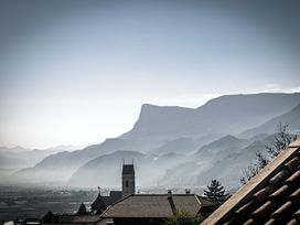 Wohlfühlen mit Panoramablick auf Meran