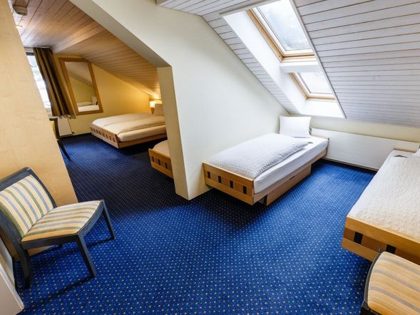 Doppelzimmer STANDARD mit zwei Einzelbetten