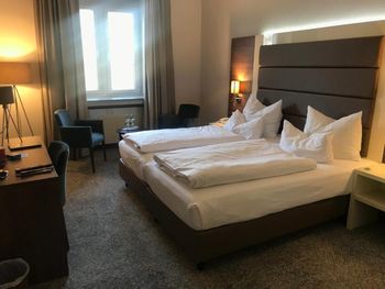 Bild 23 von 25