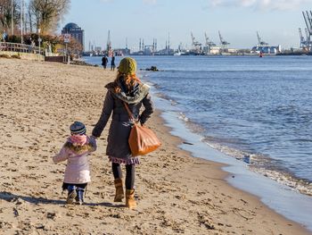 7 Tage außerhalb Hamburgs nächtigen 