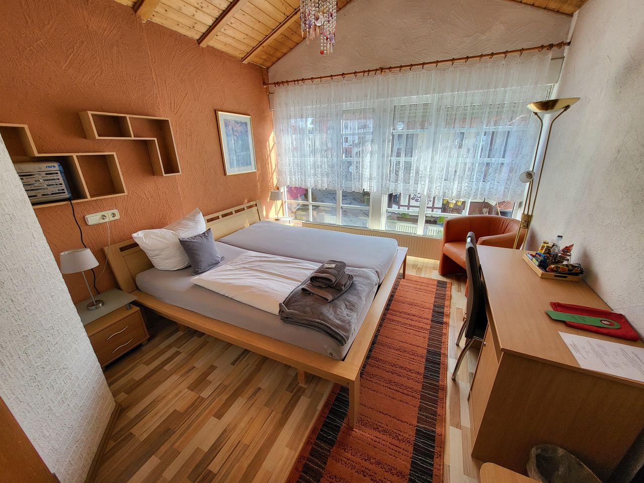 Doppelzimmer mit Gartenblick