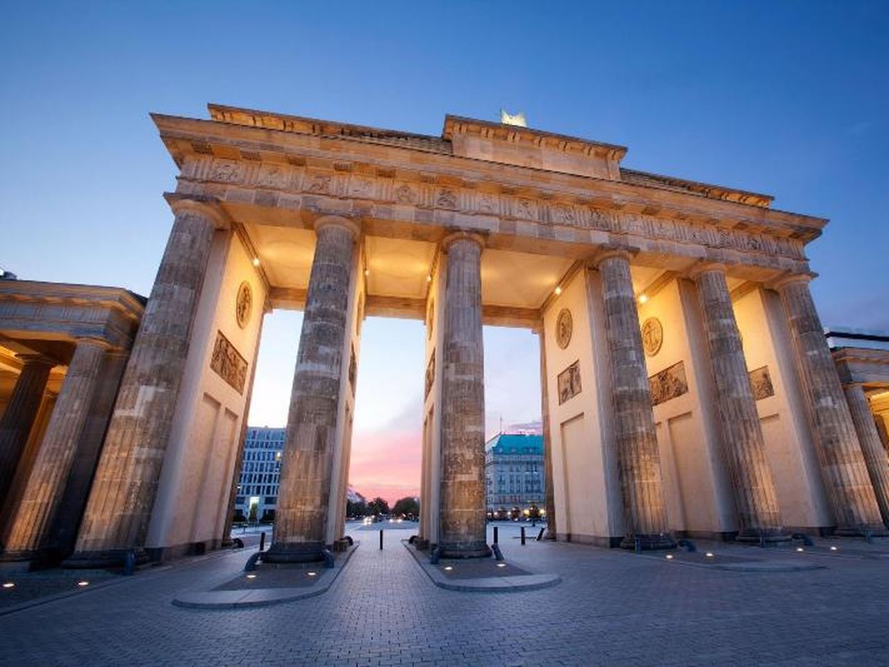 6 Tage im Hotel Adlon Kempinski Berlin 