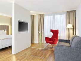 4 Tage im NH Collection Hamburg City 