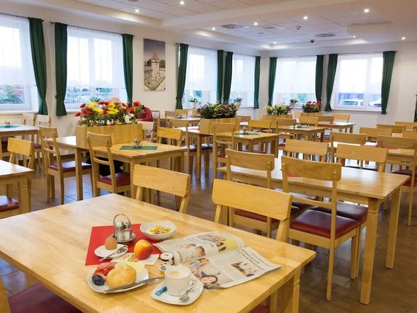Winrooms Seminar Hotel and Apartments