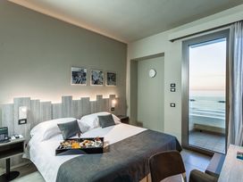 Strandspaß für Groß und Klein - 4 Tage Dolce Vita