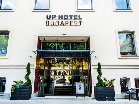 Up Hotel Budapest
