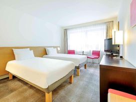 2 Tage mit Frühstück im Hotel Novotel Aachen City