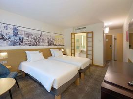 2 Tage mit Frühstück im Hotel Novotel Aachen City