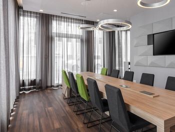 6 Tage mit Frühstück im Holiday Inn Express Munich