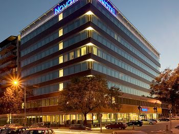 2 Tage Kurzurlaub mit Frühstück im Novotel Budapest Danube