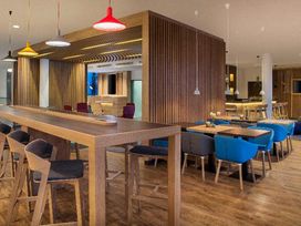 3 Tage mit Frühstück im Holiday Inn Express Göttingen