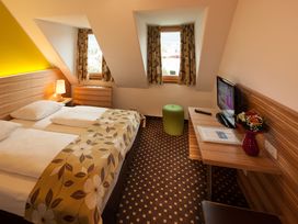 Tiroler City - 3 Nächte im Holiday Inn Innsbruck mit Frühstück